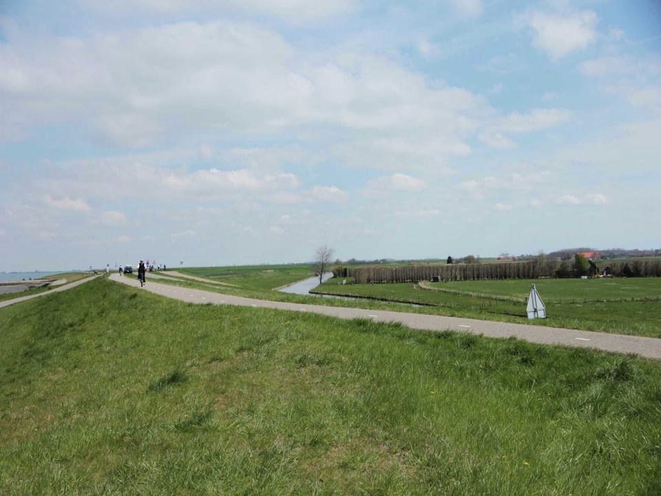 Immediate Surroundings [summer] (<1 km)