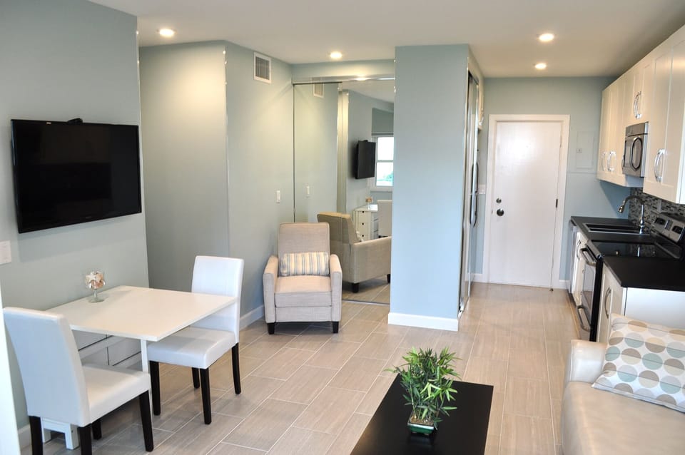 Open floor plan (w/ lots of storage) provides captivating views of the beach
