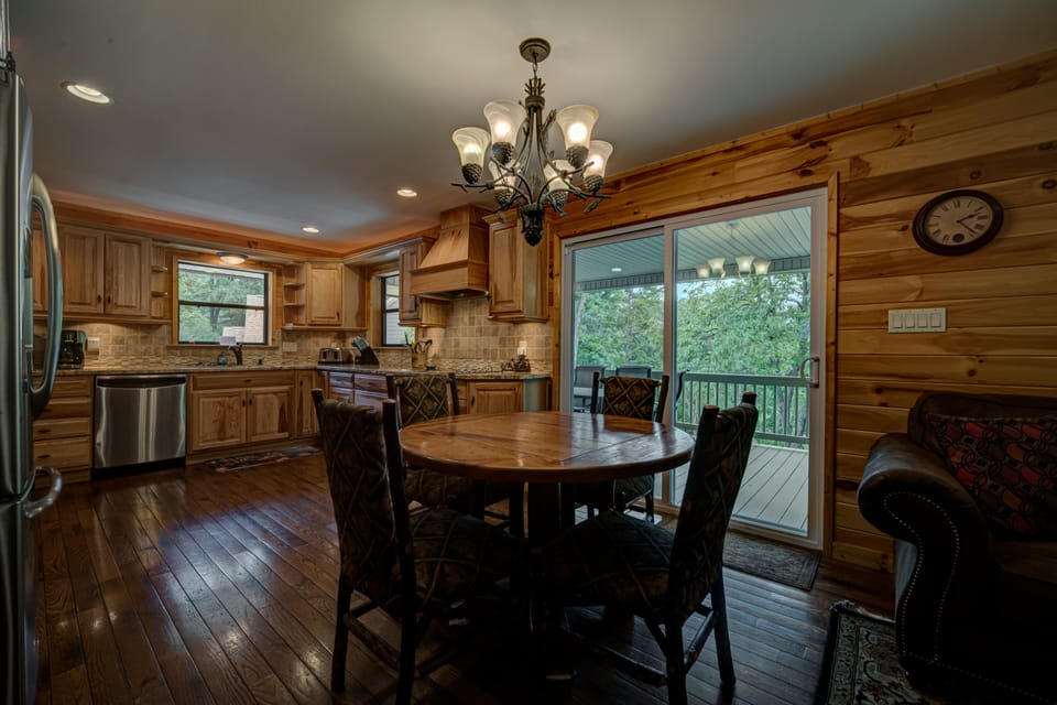 Dining Table between living and kitchen