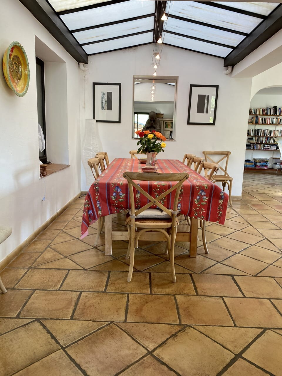 Indoor dining 