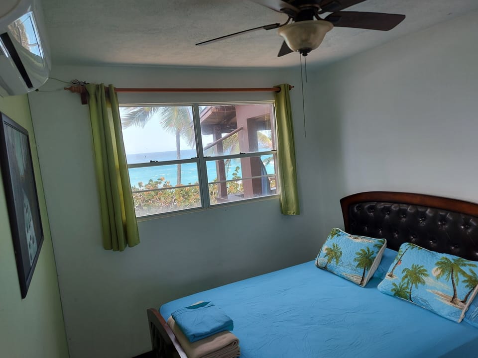 View from master bedroom to courtyard and ocean !