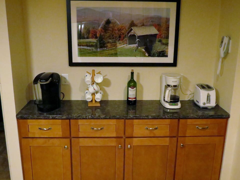 Coffee bar in kitchen 
