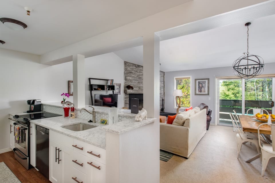 Kitchen and Living area