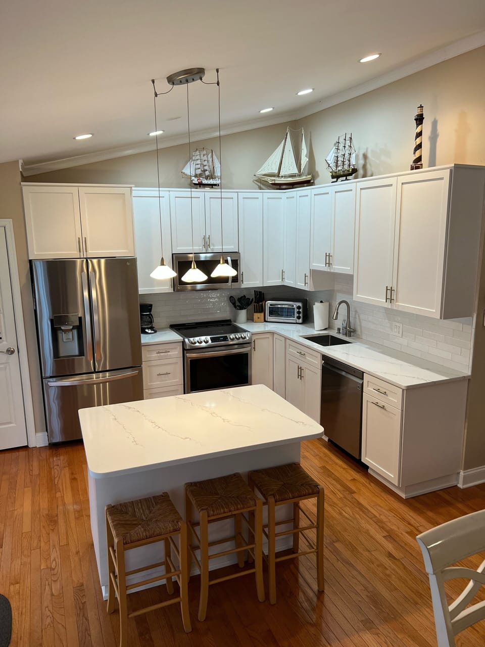 BRAND NEW KITCHEN NOVEMBER 2021! All new Stainless steel appliances as well. 
