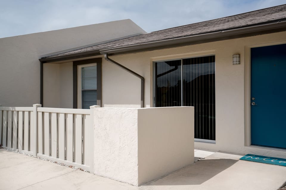 Front view of home