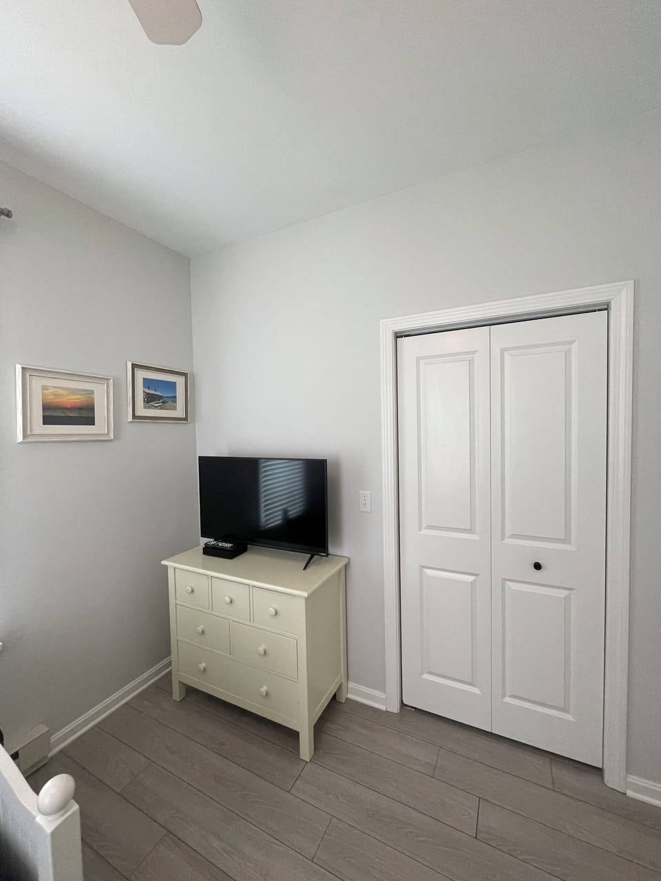 Bedroom #1 - Smart TV