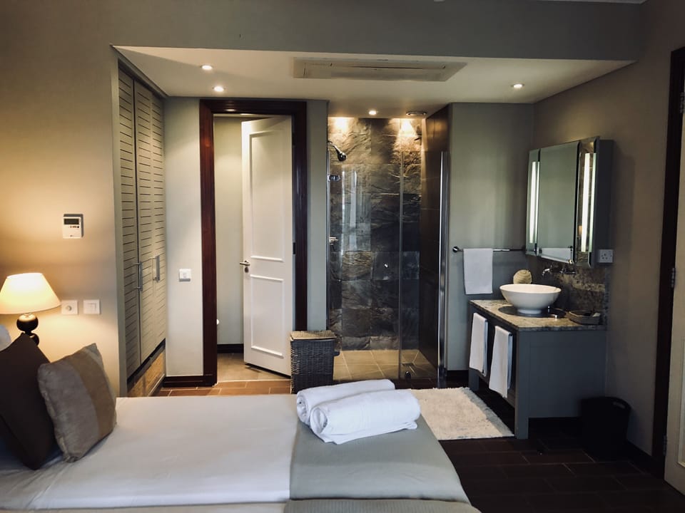 En-Suite Batch of Guest Room 