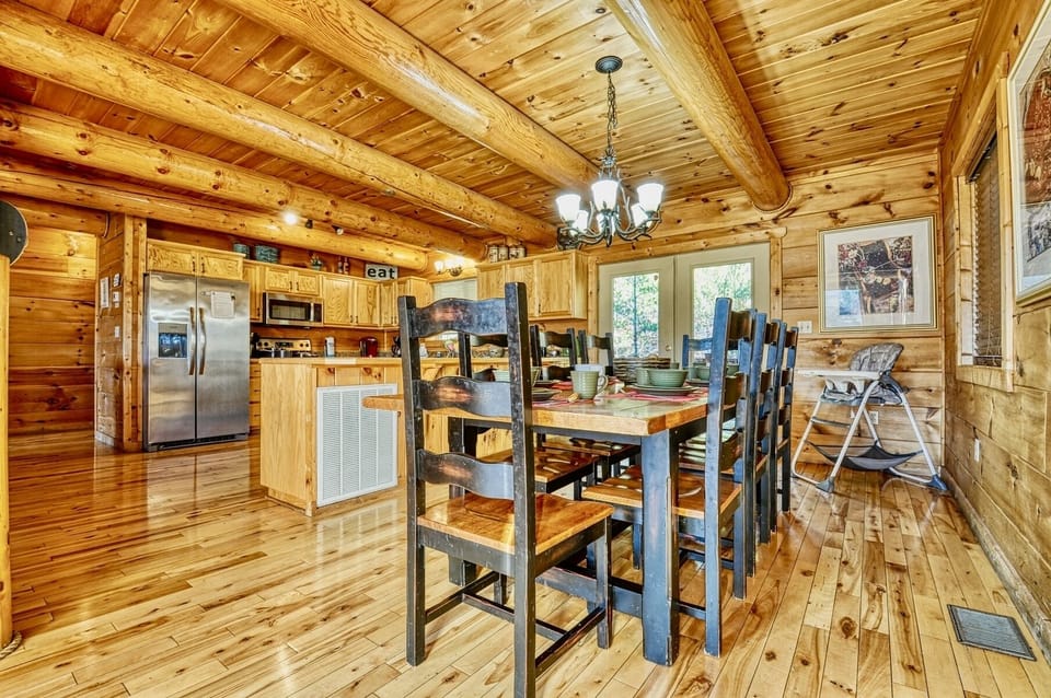 Seating in the dining room area for 12 guests.  Including a highchair.