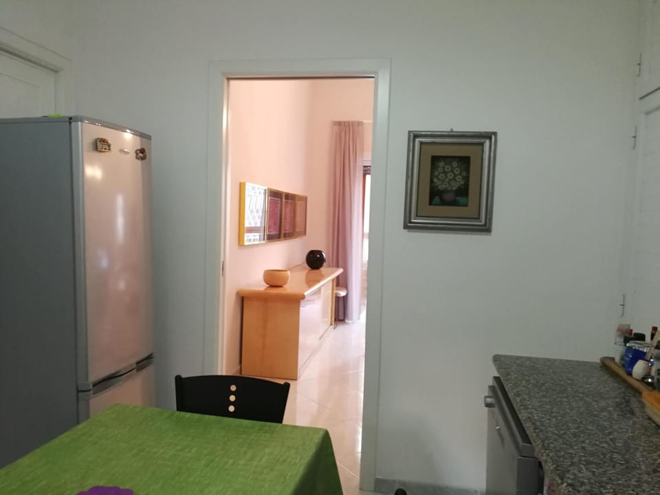 Fridge, separated freezer, microwave, boiler, machine to prepare american coffee