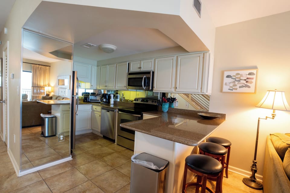 Fully equipped kitchen