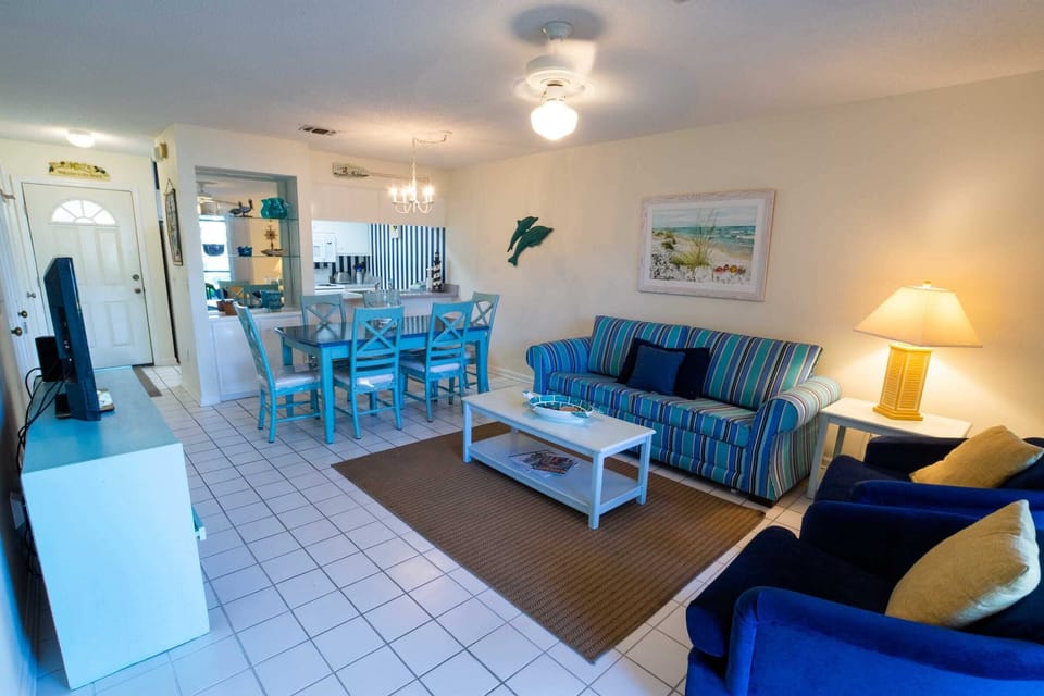 LIVING AREA (QSS) - LIVING AREA (QSS)