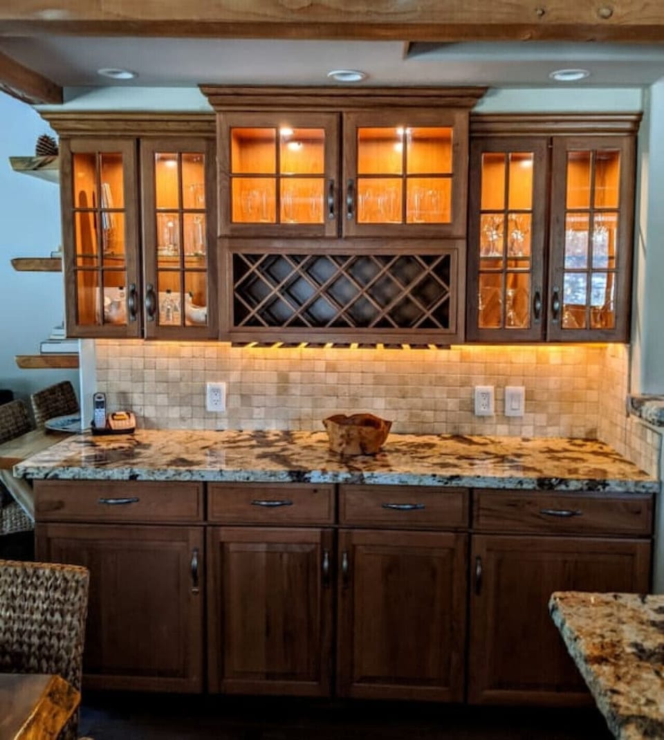 Hutch style Wine Bar