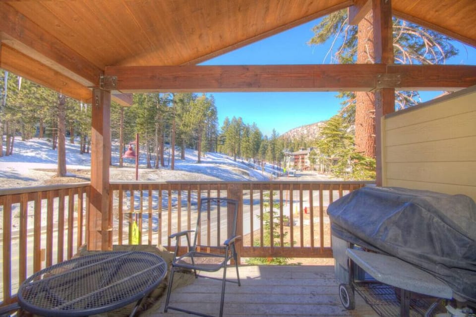 Porch with gas BBQ overlooks the Village & Gondola Landing