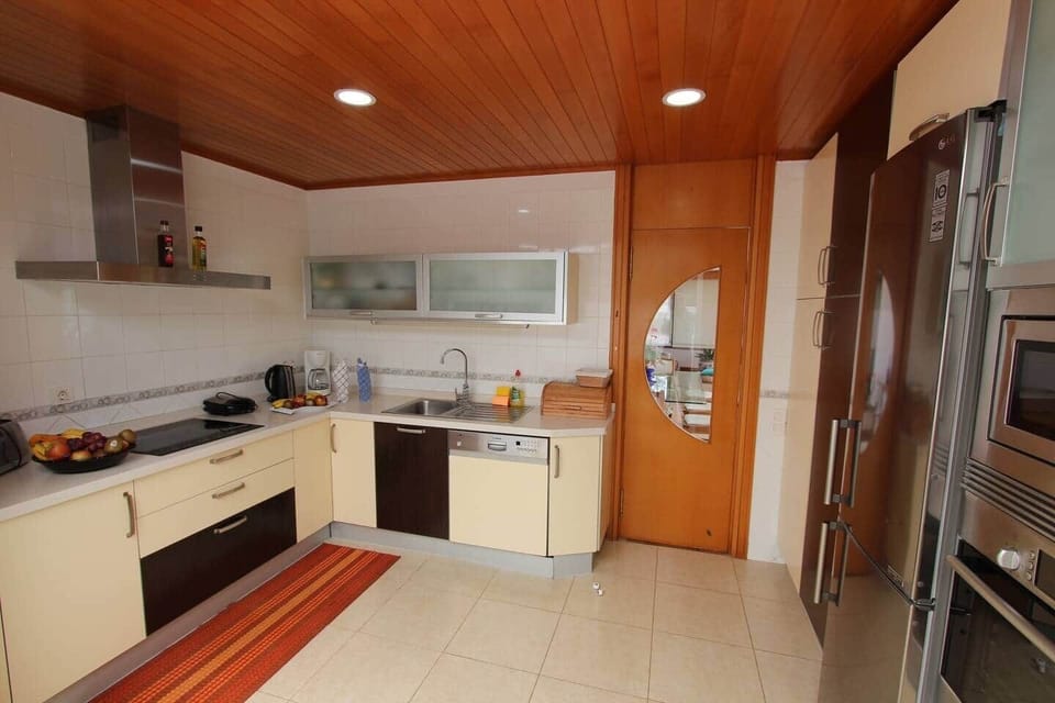 Kitchen, Main Villa