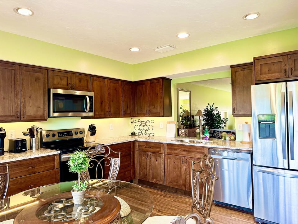 New kitchen with granite countertops
