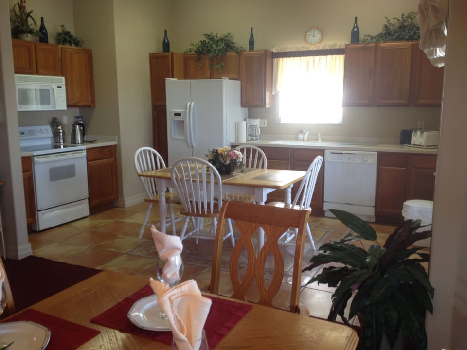 Kitchen area