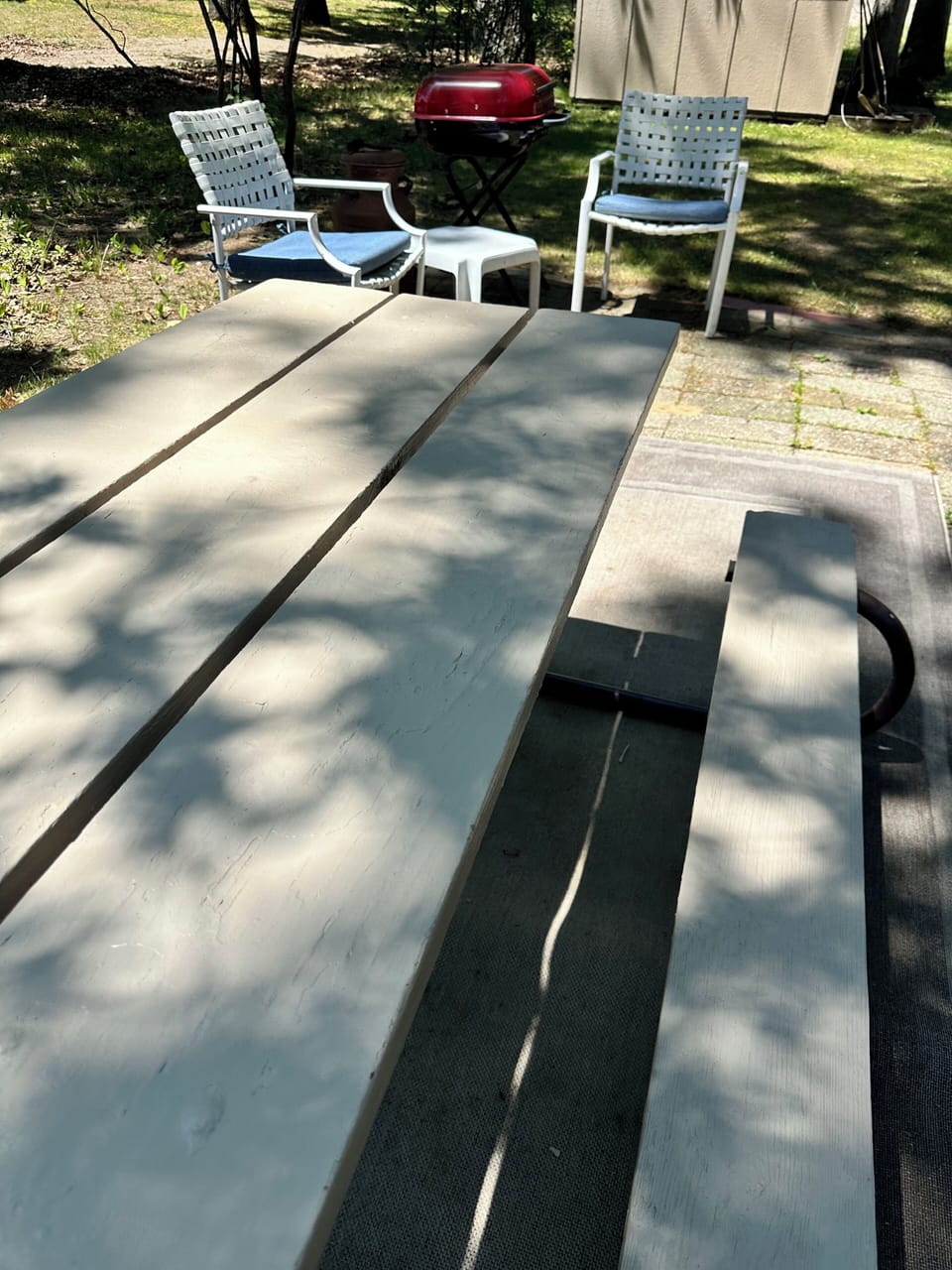 outside picnic and grillarea