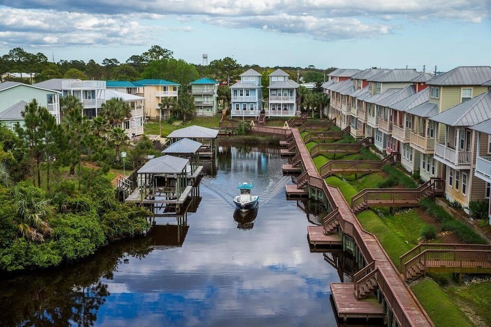 It's all about the view! You get Gulf View and Canal View