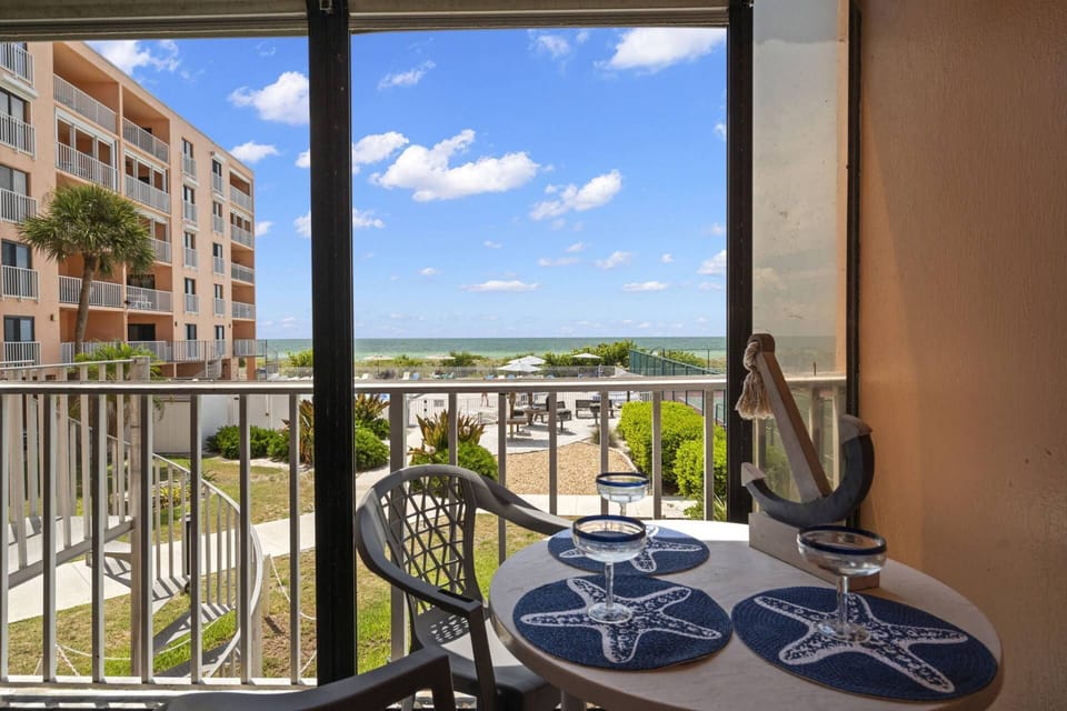 Spectacular Views from the Privacy of the Covered Balcony