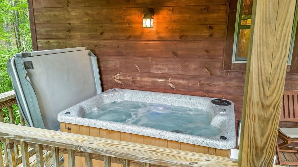 Private hot tub on the back porch...