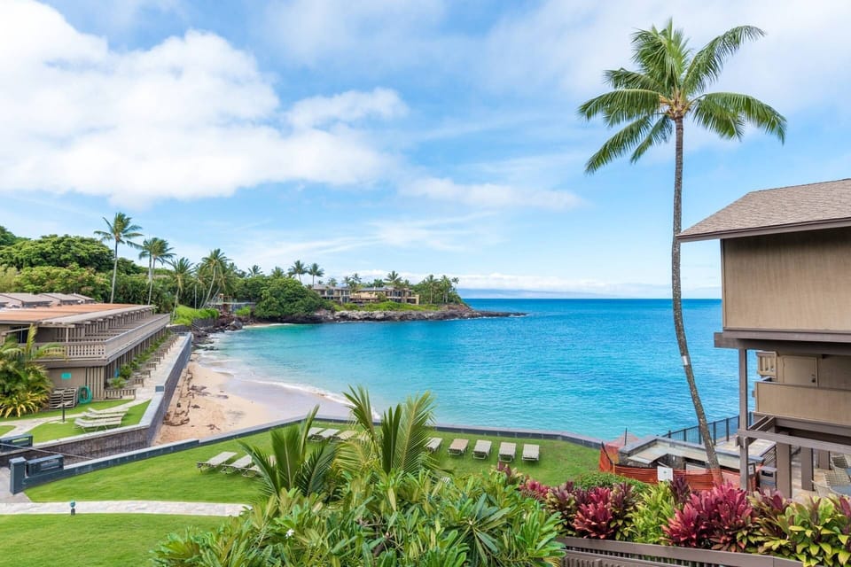 Kahana Sunset B10- Keoni Nu'i Bay