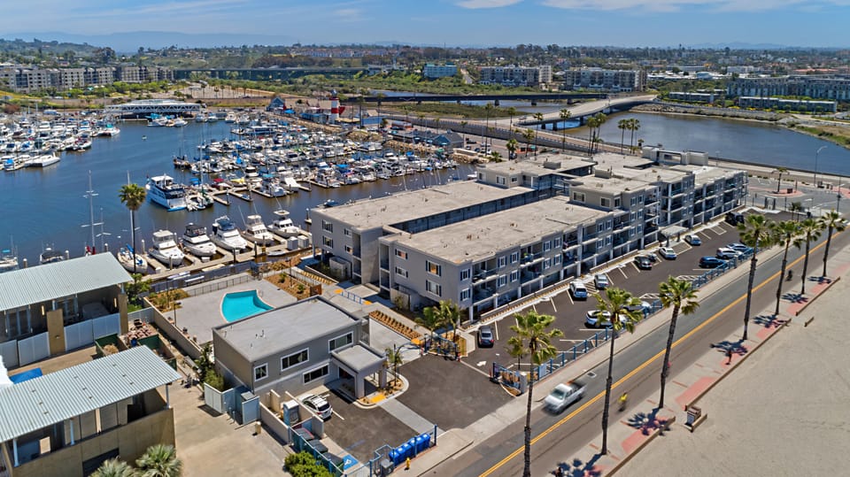 210A Marina Del Mar - Beach View Apartment in Oceanside