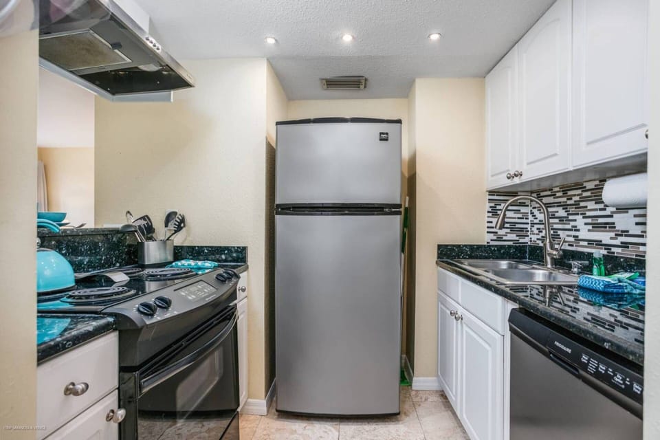 Equipped updated kitchen including basic small appliances, dishes, glasses, etc.