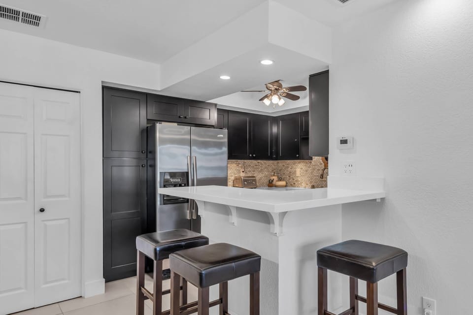 Nicely appointed kitchen