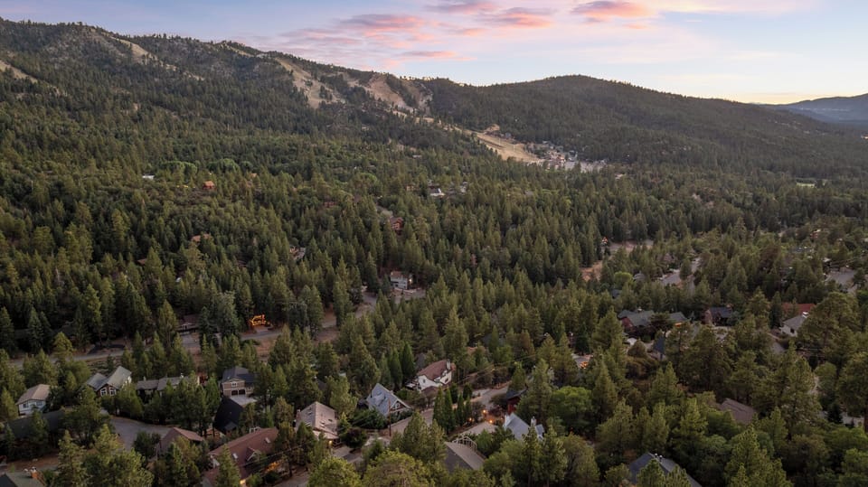 Close to Lake and Slopes - Extremely close to Lake and Slopes
