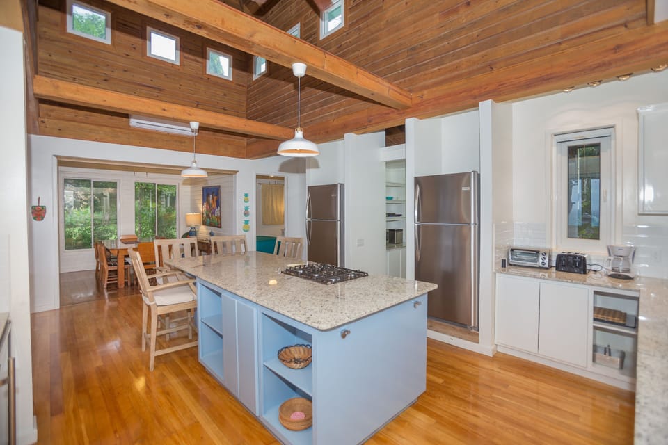 Kitchen island