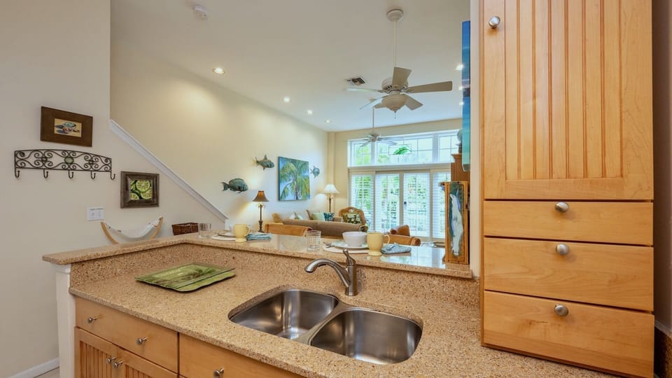 10-101 FRONT ST unit 11 kitchen and living 2 - 1