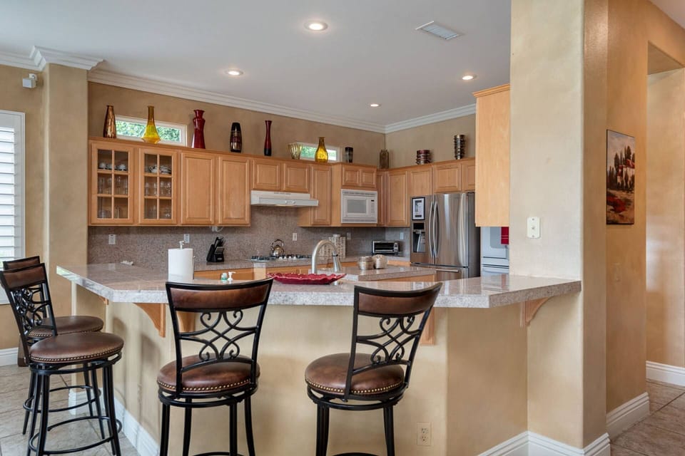 Kitchen - fully equipped