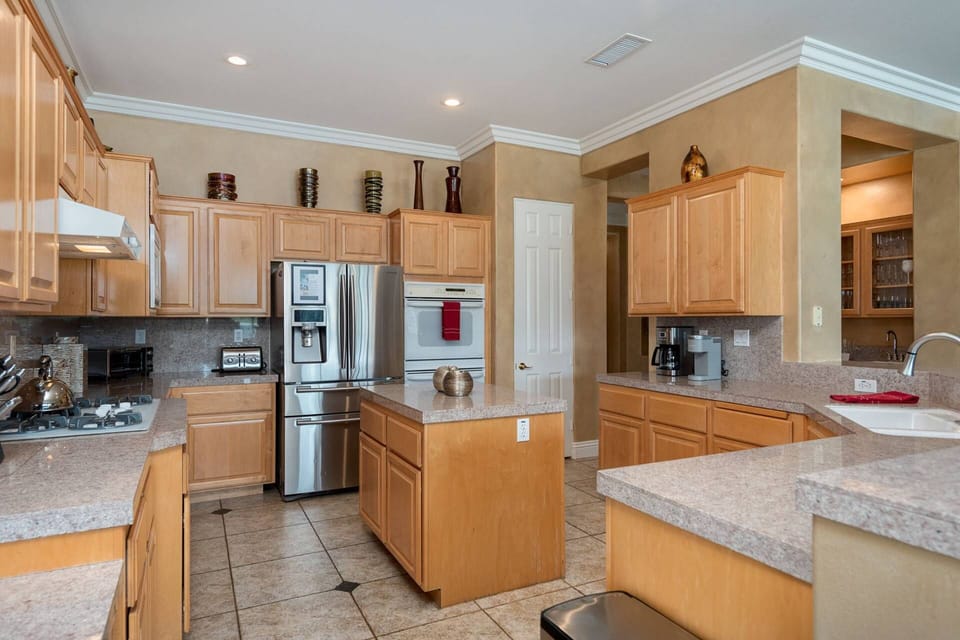 Kitchen - fully stocked