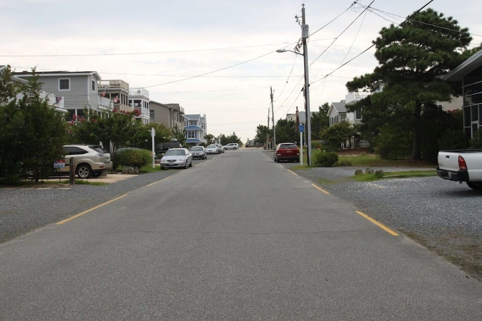 Fourth St, Bethany Beach. A quick walk to the water.