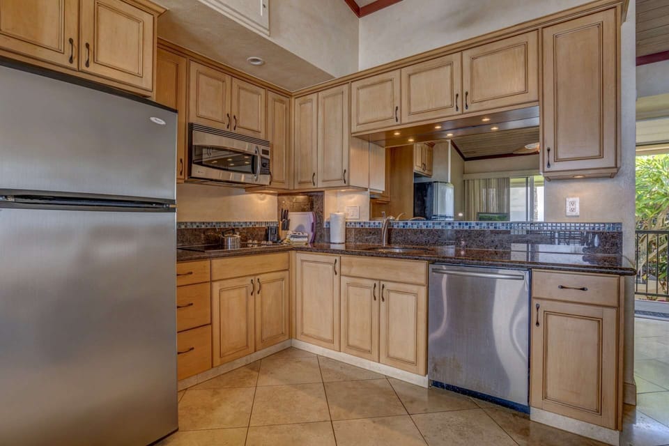 Fully equipped kitchen with all the essentials.