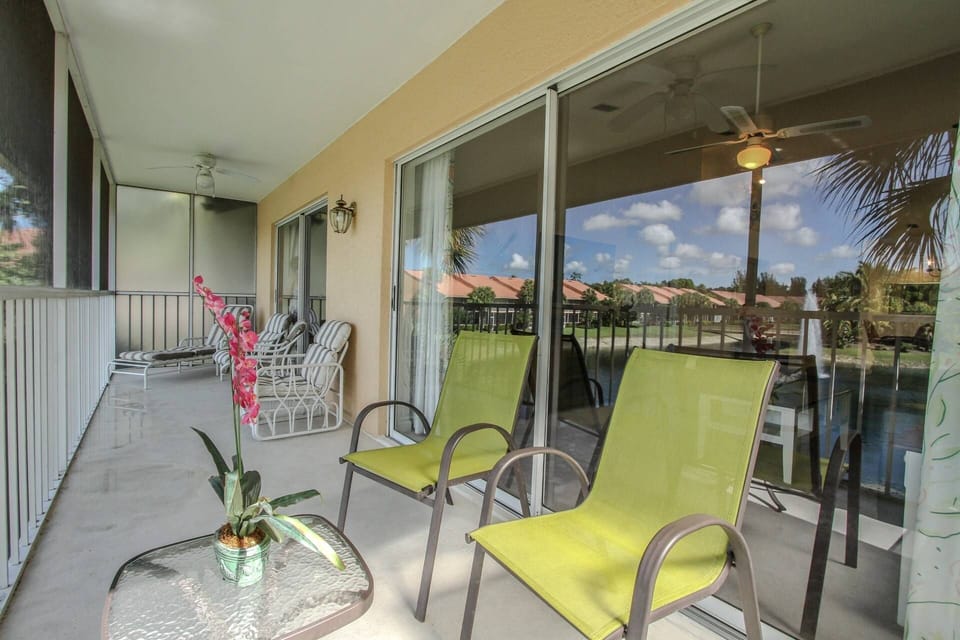 Plenty of comfortable seating options on this oversized lanai w/dual access from LR & Master suite.