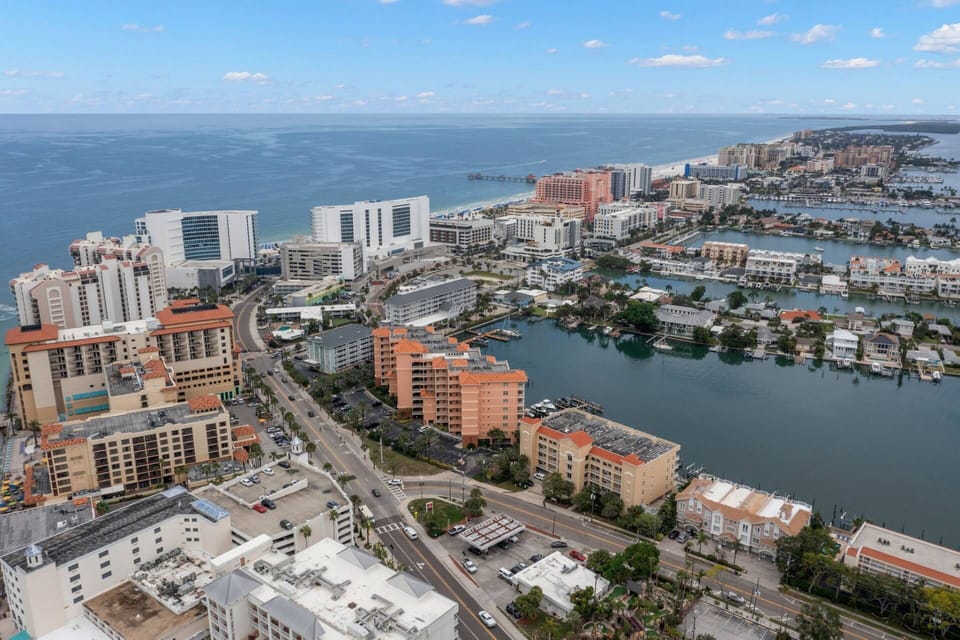 Bay Harbor is Conveniently Located Within Walking Distance to Many of Clearwater Beach's Main Attractions!
