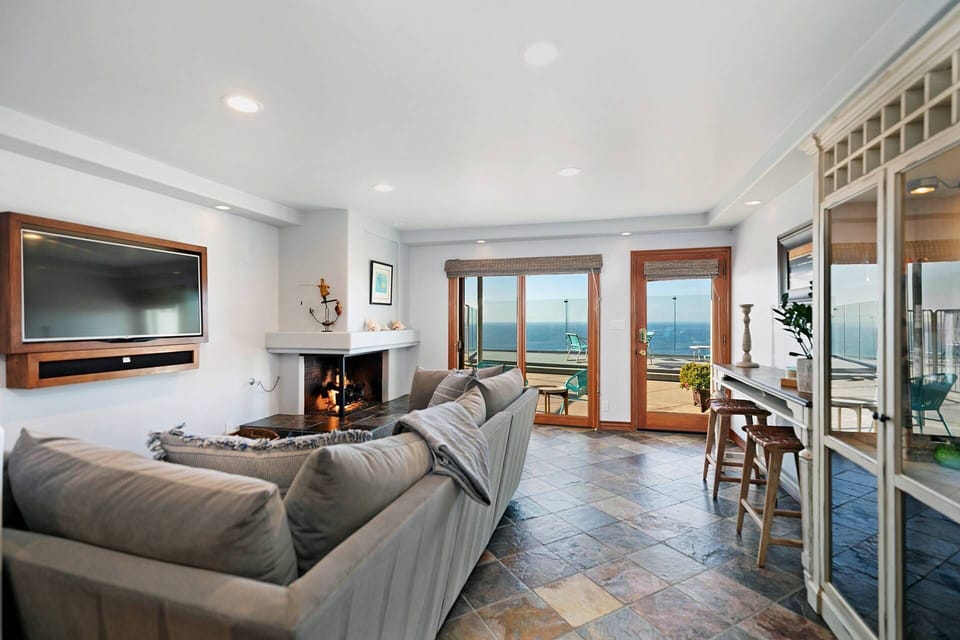 Ocean views from living room of condo-STR 14-0091