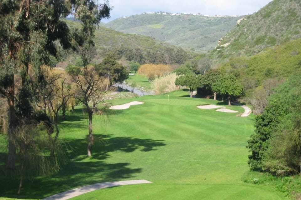 Play Golf in the Laguna Beach Area. Enjoy 28 premier Orange County Golf courses featuring lush greens, ocean view fairways, and scenic canyons,