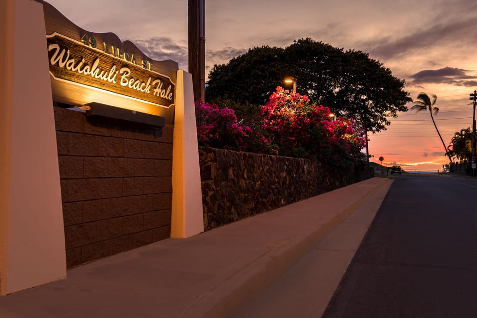 Welcome to Waiohuli Beach Hale  49 West Lipoa St.