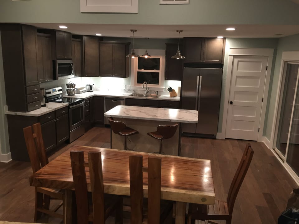 Kitchen - This kitchen is SO inviting even at night!  Plenty of room for making that gourmet meal OR just watching the chef from the sidelines!