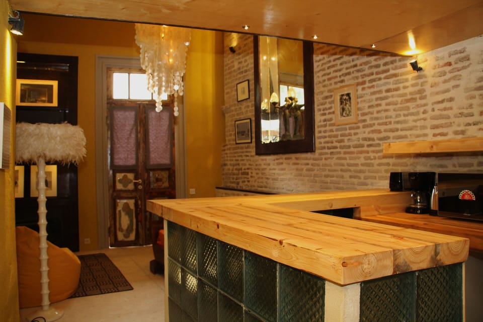 Loft Bar
