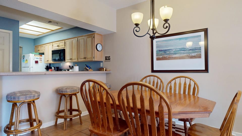 Kitchen and dining area