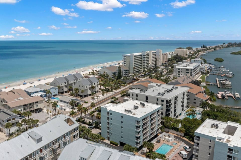 Waterview is Located Directly Across the Street from the Beautiful Gulf of Mexico!
