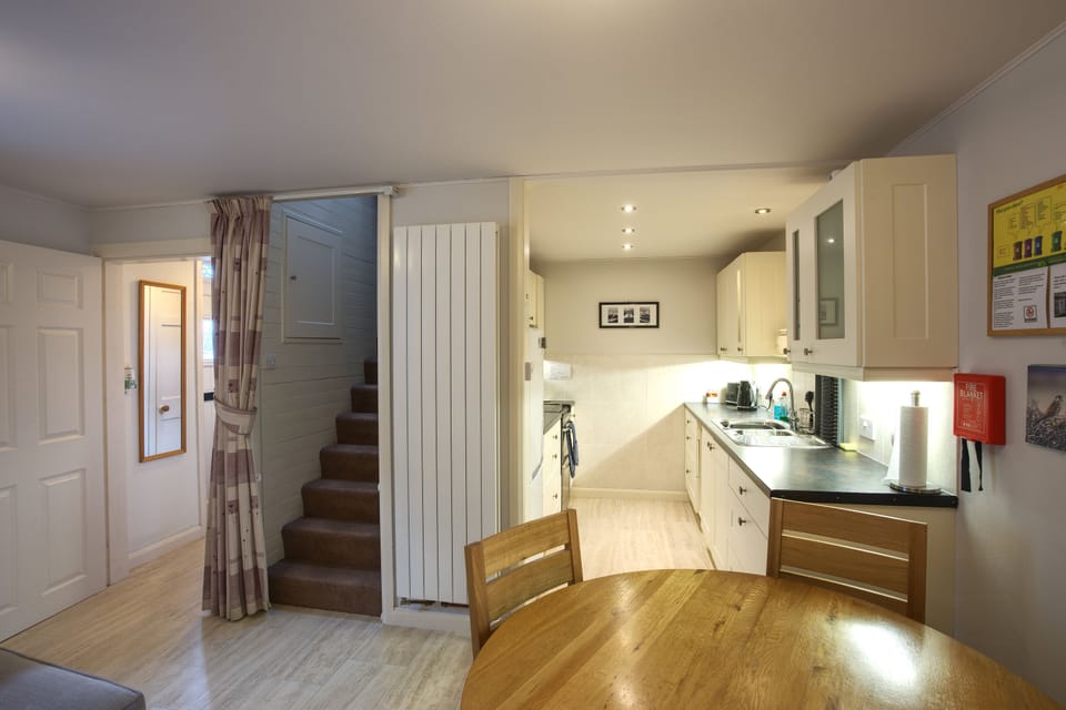 Kitchen/Dining Area