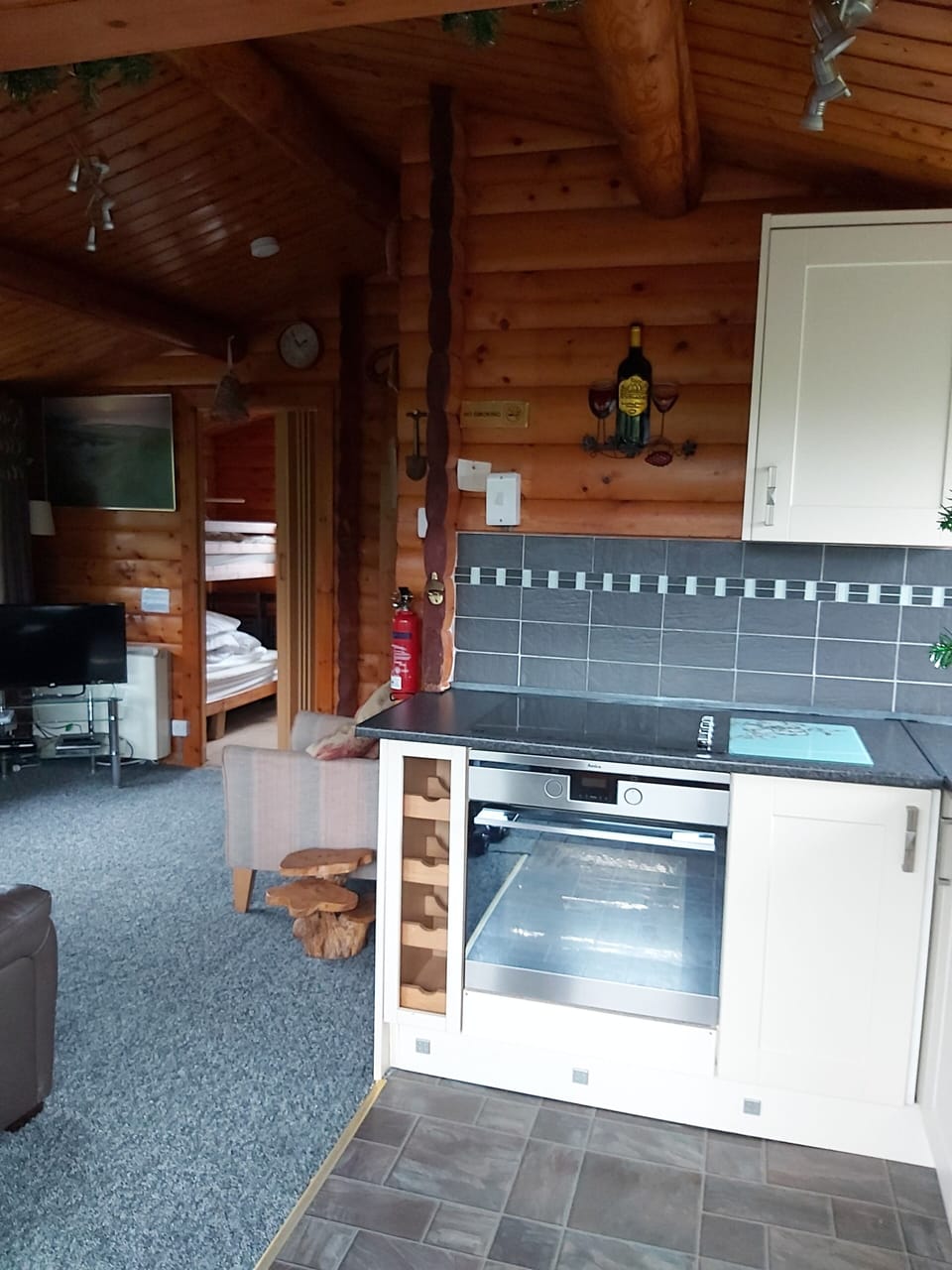kitchen/living room 