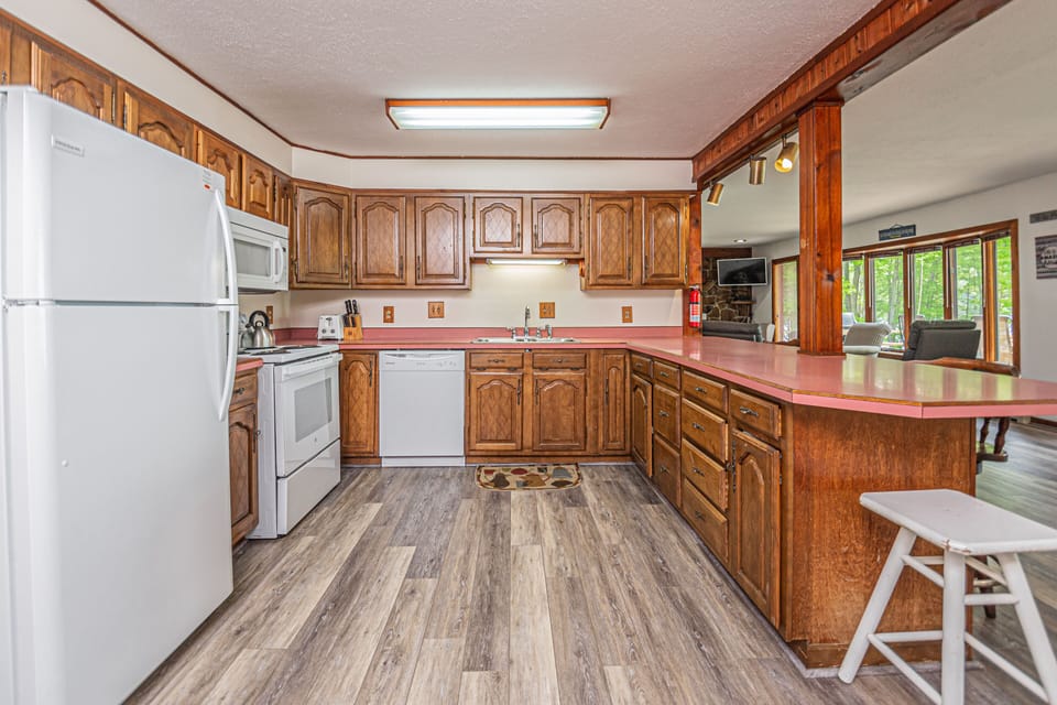 Full Kitchen