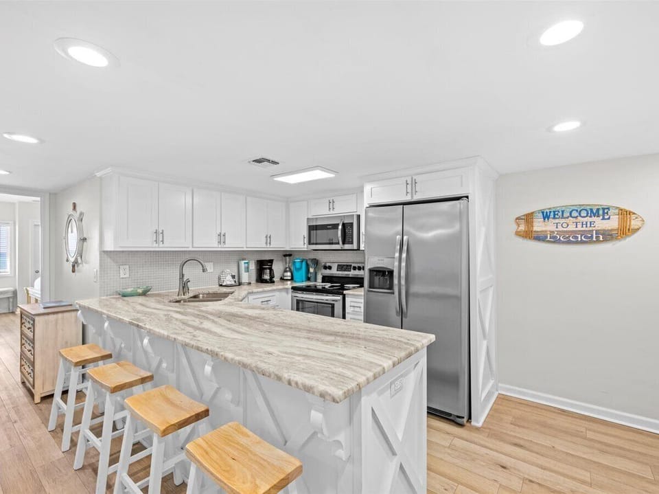 HSRC 718 Breakfast Bar/Kitchen