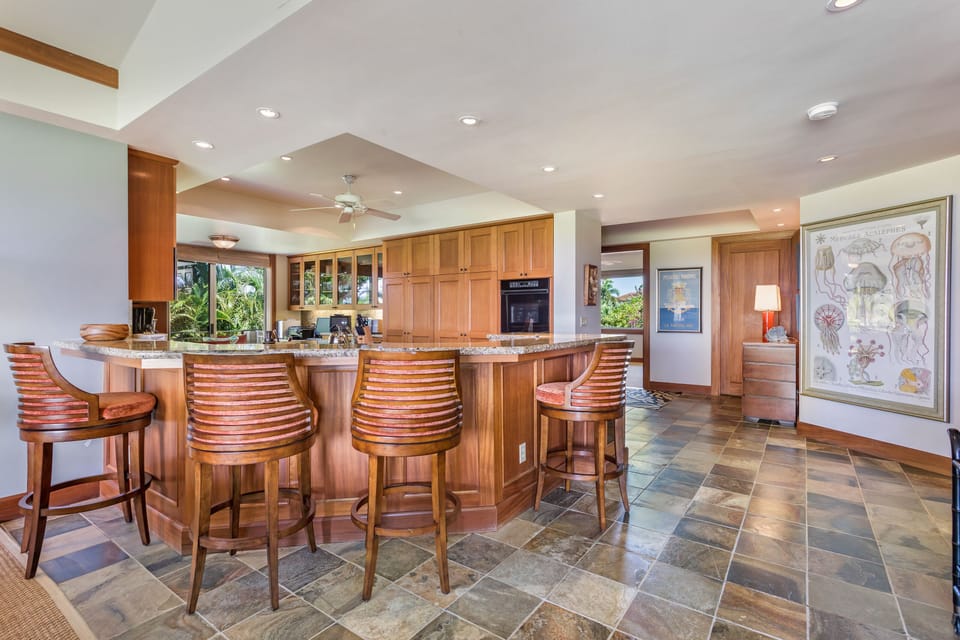 Counter to Kitchen