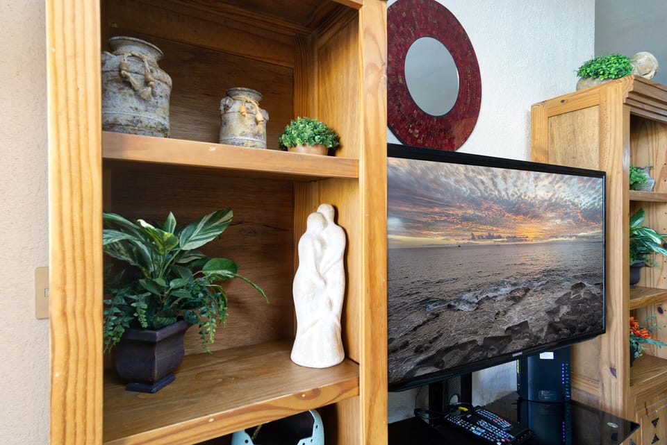 Entertainment set